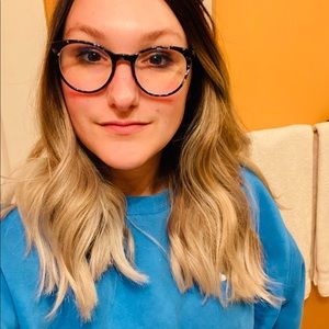 Meet your Posher, Erika